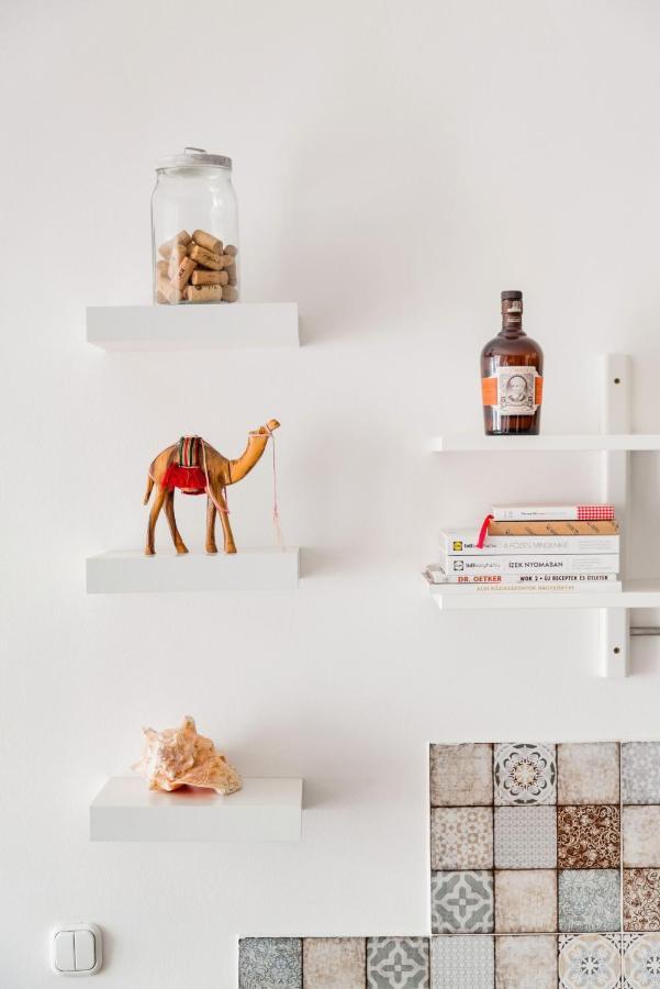 Relax Into Loft Living At A Light-Filled City Escape Βουδαπέστη Εξωτερικό φωτογραφία