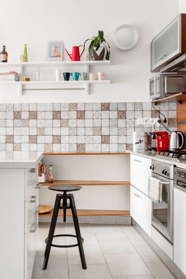 Relax Into Loft Living At A Light-Filled City Escape Βουδαπέστη Εξωτερικό φωτογραφία