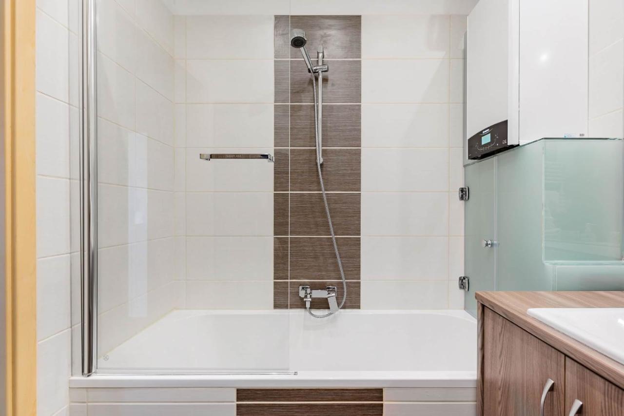 Relax Into Loft Living At A Light-Filled City Escape Βουδαπέστη Εξωτερικό φωτογραφία