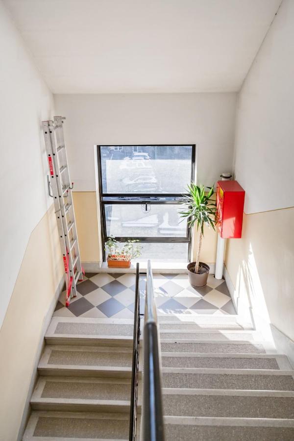 Relax Into Loft Living At A Light-Filled City Escape Βουδαπέστη Εξωτερικό φωτογραφία